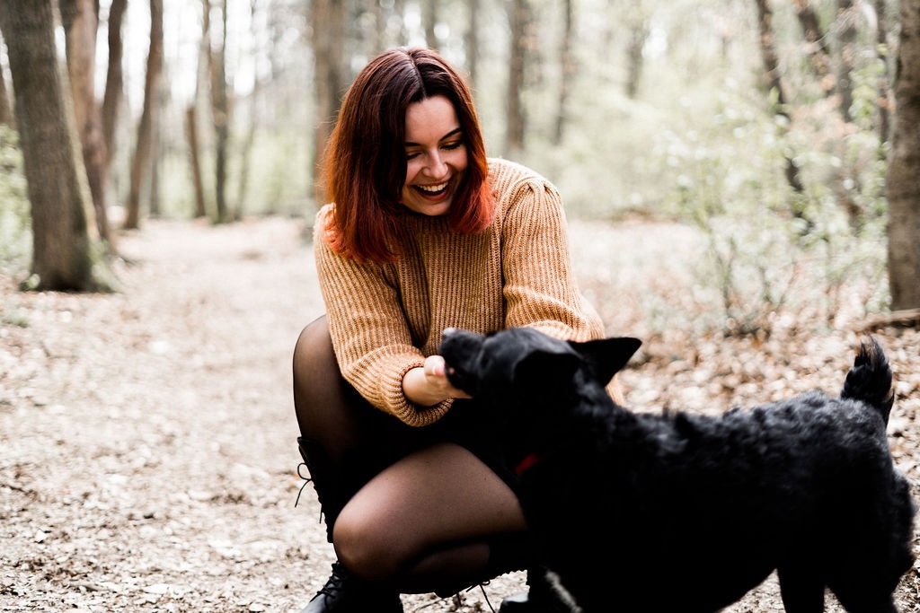 Tiertrauerfeier | Anika mit ihrem Hund