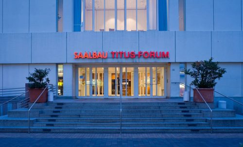 SAALBAU-Titus-Forum_01